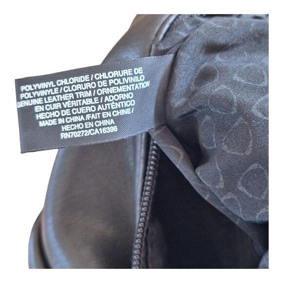 Liz Claiborne Crossbody Handbag Black Purse Pocketbook Y2K Shoulder Bag Roomy - Picture 9 of 12